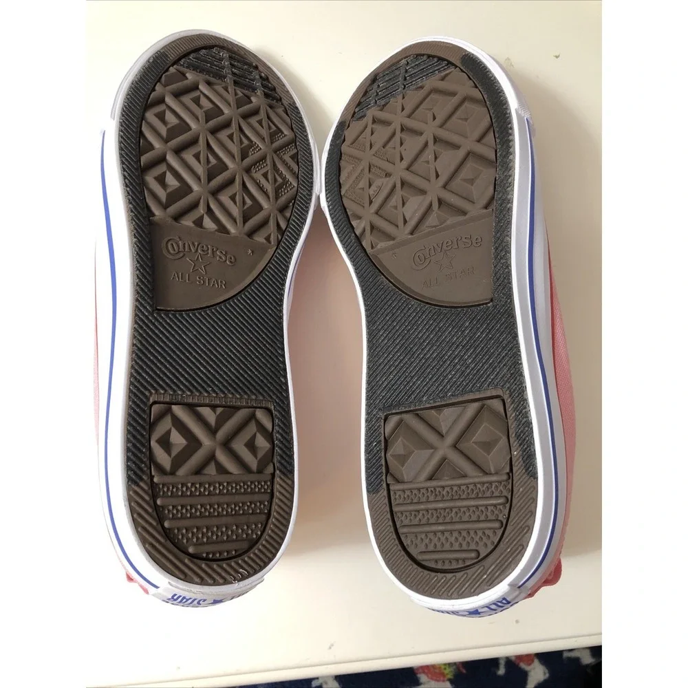 Pink Converse All Star Shoes Juniors Size 5 Coastal Silver‎ Stars Slip On